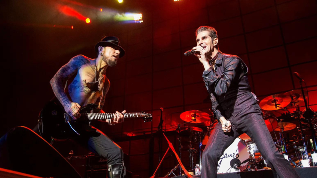 Jane Addiction End Show After Onstage